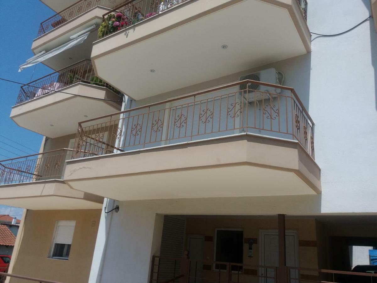 Jordan'S 3Rd Appartment At เนอา มิคานิโอนา ภายนอก รูปภาพ