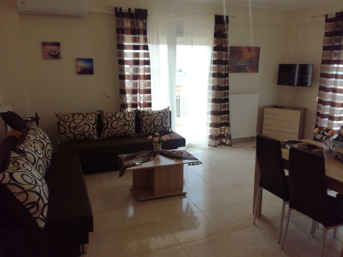 Jordan'S 3Rd Appartment At เนอา มิคานิโอนา ภายนอก รูปภาพ